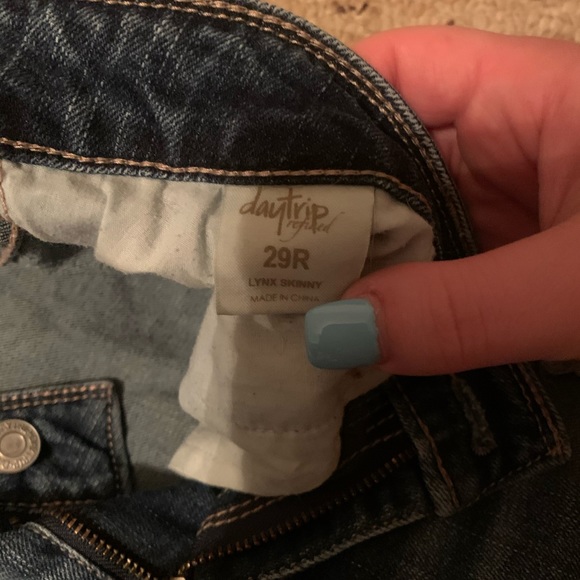 Daytrip Jeans. Size 29 waist. - Picture 5 of 6